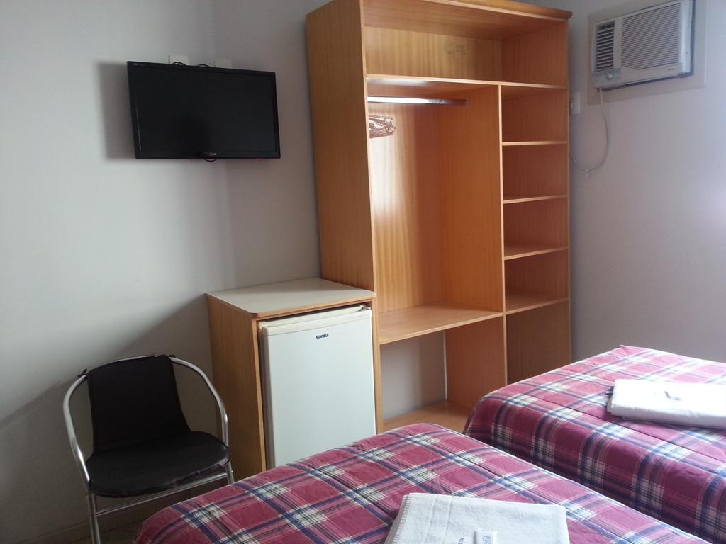 Hotel Pousada Valintur Balneário Camboriú Værelse billede